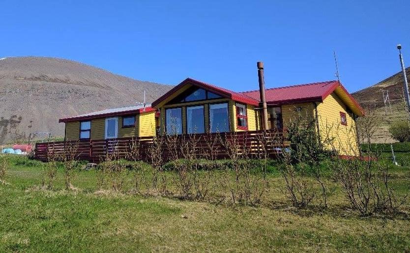 Gemlufall Guesthouse Thingeyri Eksteriør bilde